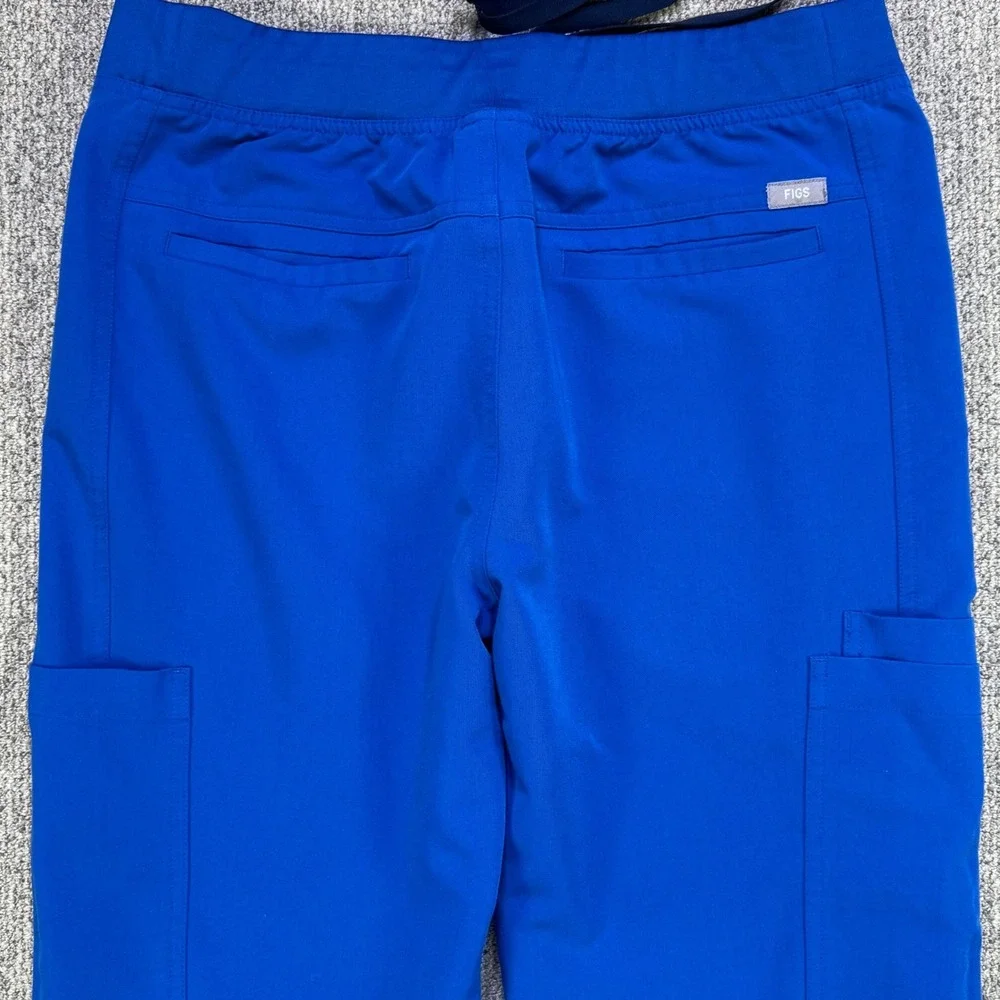 FIGS Axim Men's Cargo Scrub Pants Royal Blue Technical Collection Size Small M/S